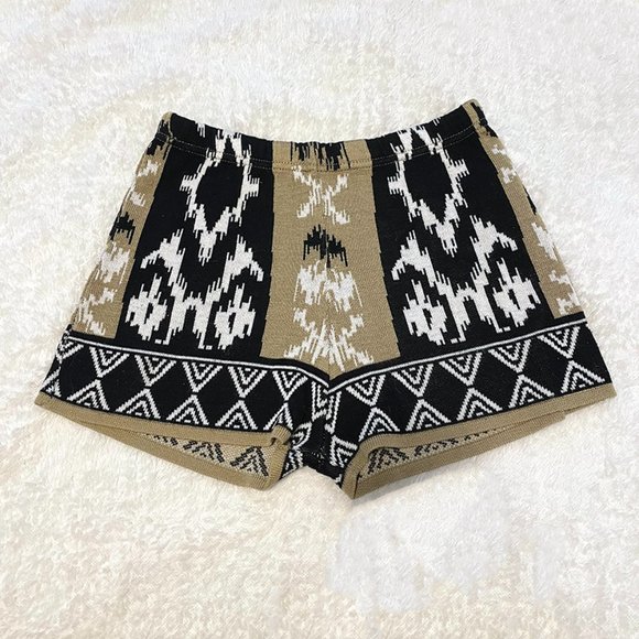 Sparkle & Fade Pants - Sparkle & Fade Tan and Black Patterned Lounge Shorts